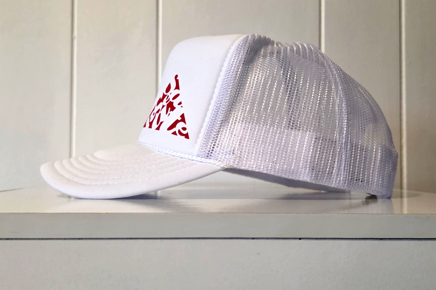 PYRAMID Trucker Cap
